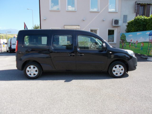 Renault Kangoo Blue dCi 115CV Maxi N1 - foto 3 di 4