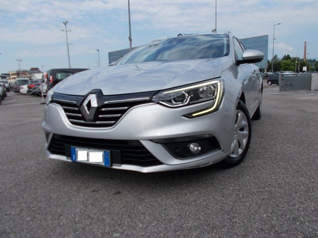 Renault Megane Sporter Blue dCi 115 CV Business - foto 4 di 4