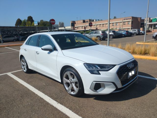 Audi A3 SPB 30 TDI Business Advanced - foto 2 di 4