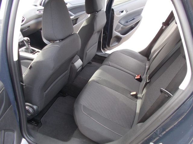 Peugeot 308 BlueHDi 102 S&S SW Business Navi usato a SAN VENDEMIANO