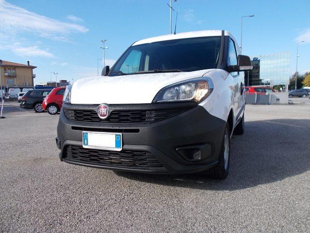 Fiat Doblo 1.3 MJT S&S PC-TN Cargo Lounge - foto 4 di 4