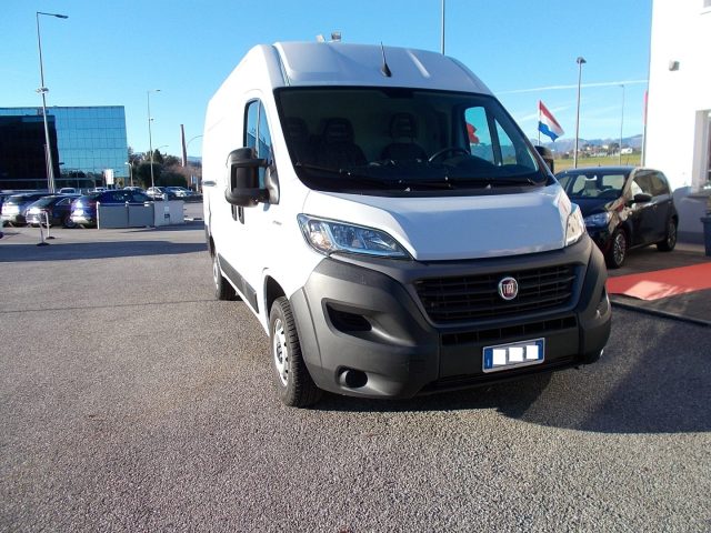 Fiat Ducato 33 2.3 Mjt 120CV PM-TM Furgone usato a SAN VENDEMIANO