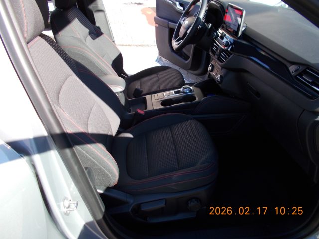 Ford Kuga 1.5 EcoBlue automatica CDI 120 CV 2WD ST-Line usato a SAN VENDEMIANO