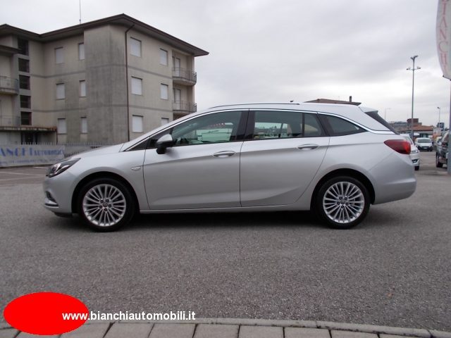 Opel Astra 1.6 CDTi 110CV S&S Sports Tourer Innovation, del 2019, 88.000 km, in vendita a San Vendemiano (TV)