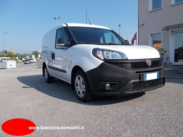Fiat Doblo 1.6 MJT 105CV S&S PC-TN Cargo Lounge usato a SAN VENDEMIANO