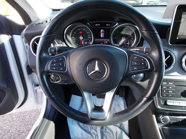 Mercedes-Benz CLA 200 d S.W. Automatic Sport prezzo reale, del 2019, 84.000 km, in vendita a San Vendemiano (TV)