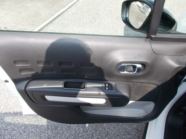 Citroen C3 BlueHDi 100 S&S Van Feel usato a SAN VENDEMIANO