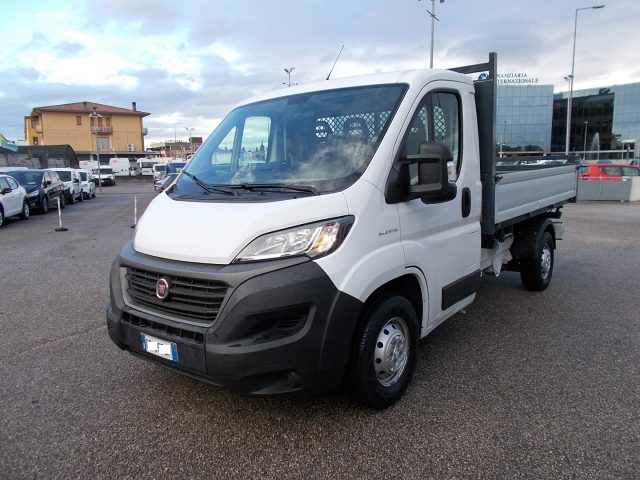 Fiat Ducato 35 2.3 MJT 140CV PM Ribaltabile usato a SAN VENDEMIANO