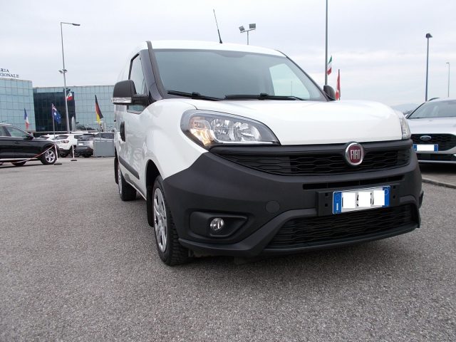 Fiat Doblo 1.6 MJT 105CV S&S PC-TN Cargo Lounge - foto 3 di 4