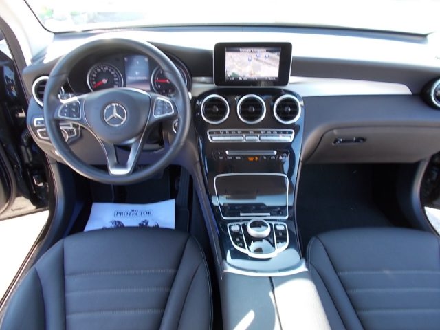 Mercedes-Benz GLC 250 d 4Matic Sport pelle totale - foto 4 di 4