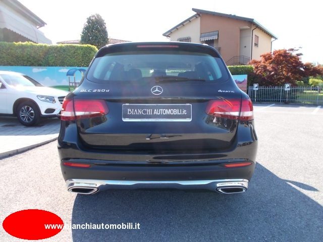 Mercedes-Benz GLC 250 d 4Matic Sport pelle totale - foto 3 di 4