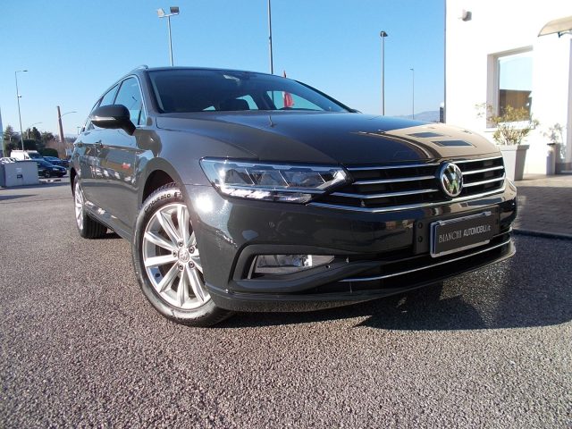 Volkswagen Passat Variant 1.6 TDI SCR DSG Business BMT - foto 3 di 4