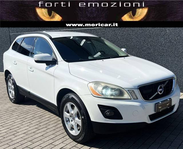 Volvo XC60 2.4 D 175 CV FWD DRIVe Momentum - foto 2 di 4