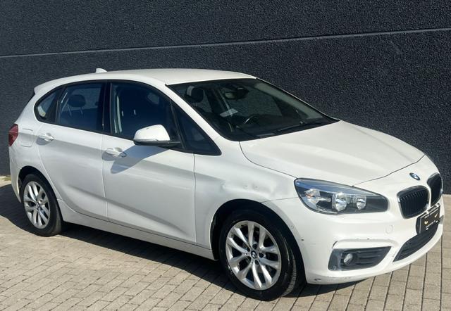 BMW 218 d Active Tourer Advantage - foto 3 di 4