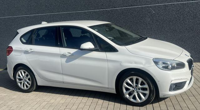BMW 218 d Active Tourer Advantage - foto 4 di 4
