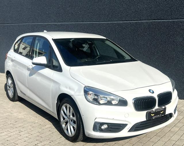 BMW 218 d Active Tourer Advantage - foto 2 di 4