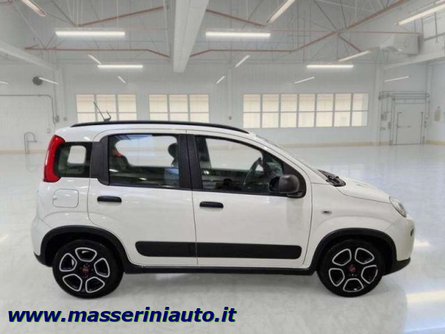 Fiat Panda Panda III 2021 1.0 firefly hybrid City Life s - foto 4 di 4