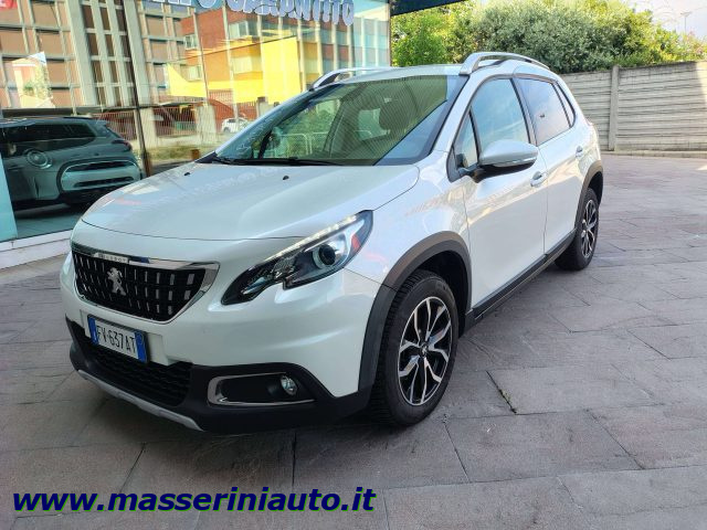 Peugeot 2008 2008 1.2 puretech t Allure PARI AL NUOVO usato a ABBIATEGRASSO