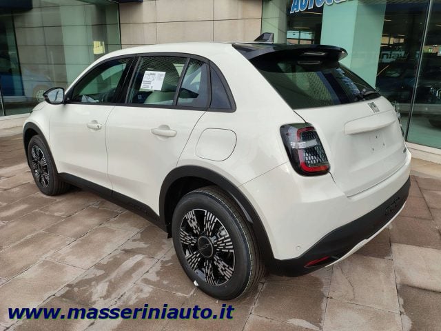 Fiat 600 600 1.2 hybrid Icon 145cv auto - foto 3 di 4
