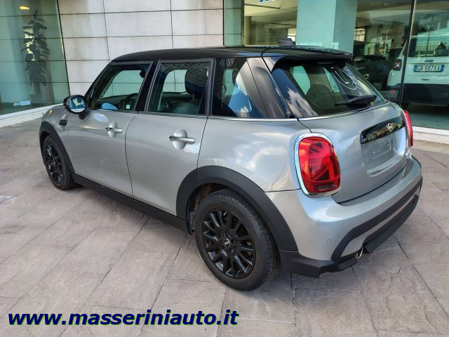 MINI Cooper Mini 5p 1.5 Cooper Business auto - foto 3 di 4