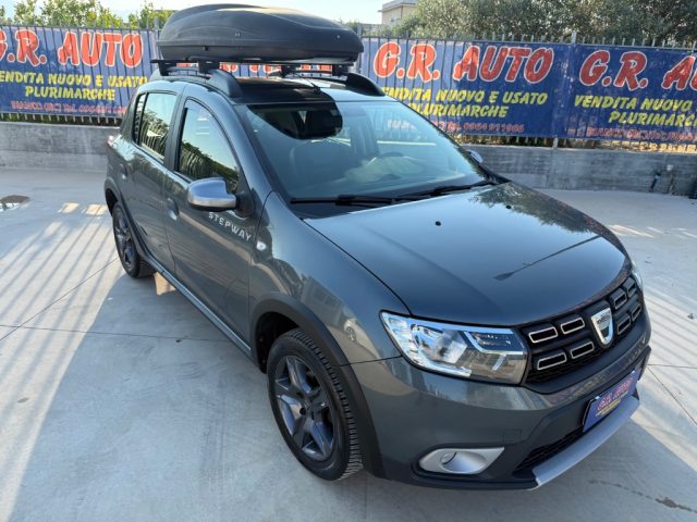 Dacia Sandero 1.5 dCi Serie Speciale Brave 2017 - foto 4 di 4