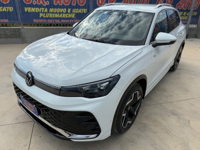 Volkswagen Tiguan R-Line GARANZIA UFFICIALE VW - foto 3 di 4