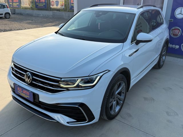 Volkswagen Tiguan 2.0 TDI DSG R-Line GARANZIA usato a BIANCO