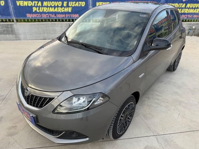 Lancia Ypsilon Hybrid Gold GARANZIA - foto 3 di 4