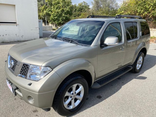 Nissan Pathfinder 2.5 dCi NON MARCIANTE, del 2008, 189.000 km, in vendita a Bianco (RC)
