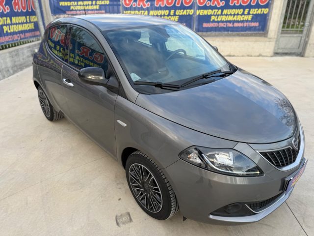 Lancia Ypsilon Hybrid Gold GARANZIA - foto 4 di 24