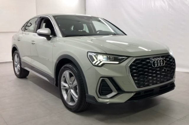 Audi Q3 SPb 2022 S line edition AZIENDALE, del 2022, 117.000 km, in vendita a Bianco (RC)