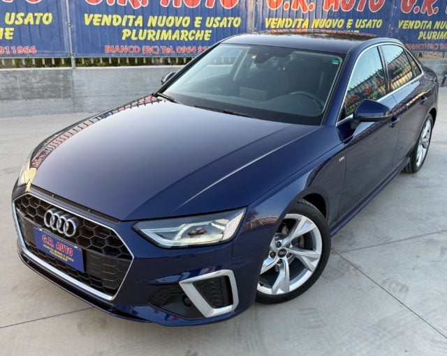 Audi A4 S tronic S line GARANZIA, del 2022, 125.000 km, in vendita a Bianco (RC)