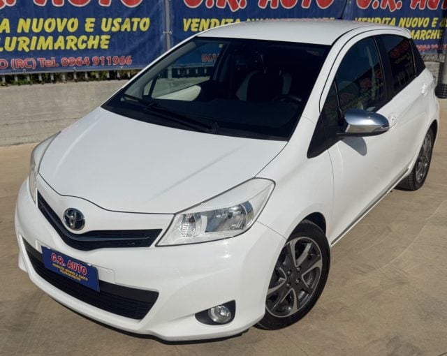 Toyota Yaris 1.4 D-4D diesel TREND, del 2013, 180.000 km, in vendita a Bianco (RC)