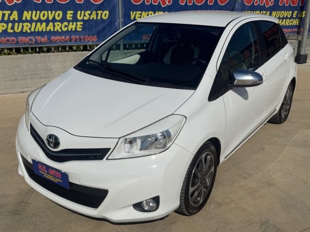 Toyota Yaris 1.4 D-4D diesel TREND - foto 3 di 4