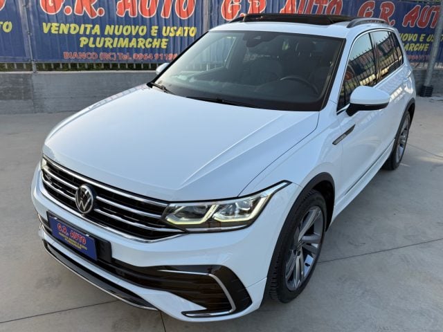 Volkswagen Tiguan 2.0 TDI R-Line TETTO APRIBILE - foto 3 di 4