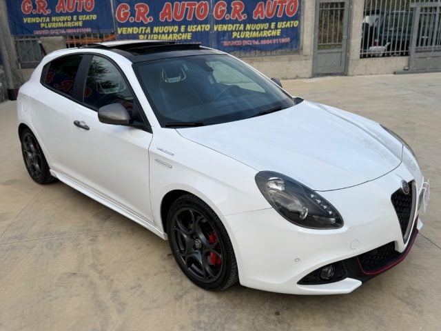 Alfa Romeo Giulietta Turbo 240 cv VELOCE TETTUCCIO - foto 4 di 4