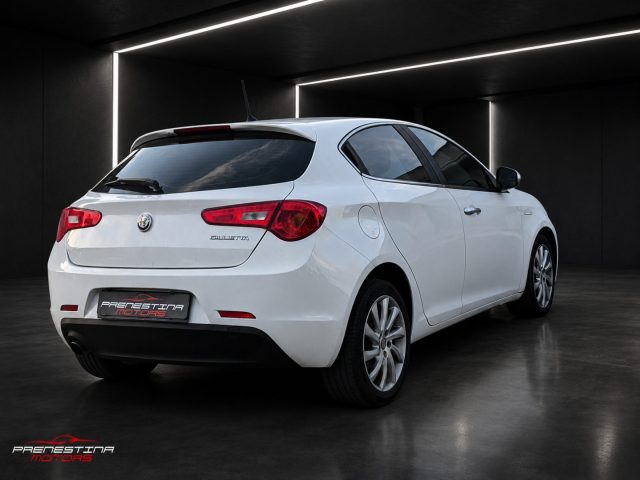 Alfa Romeo Giulietta 1.6 JTDm TCT 120 CV Super - foto 4 di 4