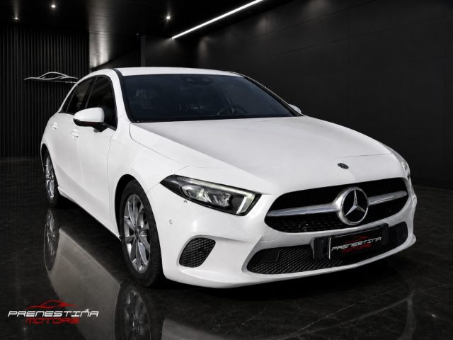 Mercedes-Benz A 180 d Automatic Sport - foto 4 di 4