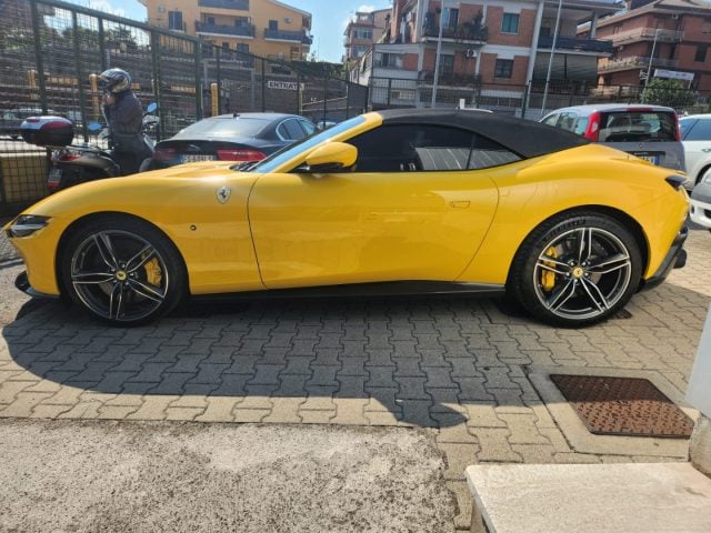 Ferrari Roma Spider - foto 3 di 4