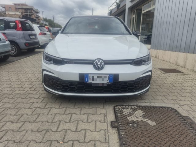 Volkswagen Golf 2.0 TSI DSG GTI - foto 2 di 4