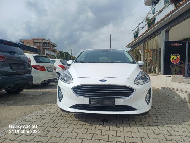 Ford Fiesta 1.0 EcoBoost 100CV 5 porte Powershift Titanium - foto 2 di 4