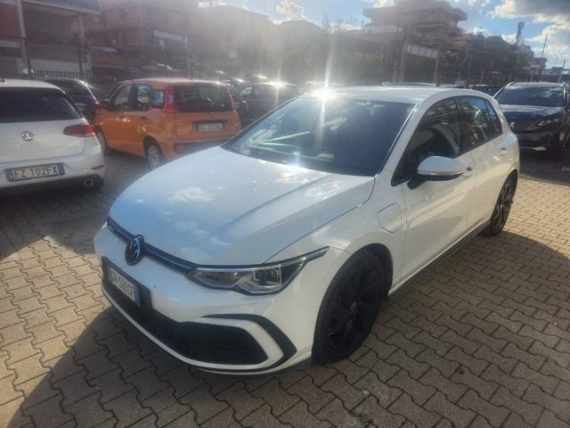 Volkswagen Golf 1.4 Plug-In Hybrid DSG GTE - foto 3 di 4