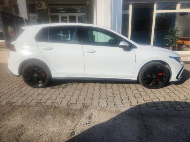 Volkswagen Golf 1.4 Plug-In Hybrid DSG GTE - foto 4 di 4