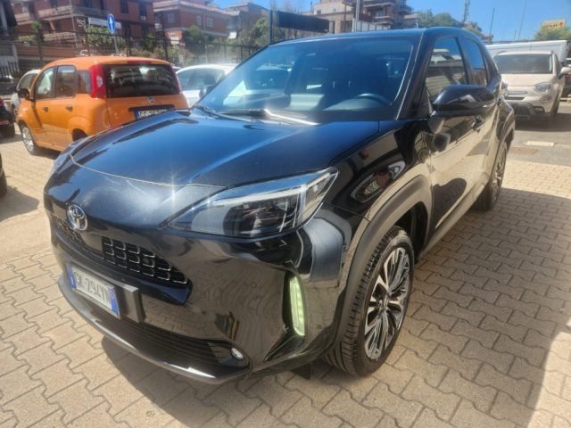 Toyota Yaris Cross 1.5 Hybrid 5p. E-CVT AWD-i Lounge - foto 3 di 4