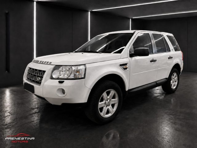 Land Rover Freelander 2.2 TD4 S.W. SE usato a ROMA