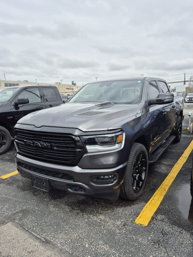 RAM 1500 1500 5.7 V8 Crew Cab LARAMIE Black Night N1 - foto 2 di 4