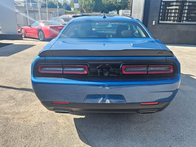 Dodge Challenger 3.6L V6 AT8 SXT AWD Blacktop - foto 4 di 4