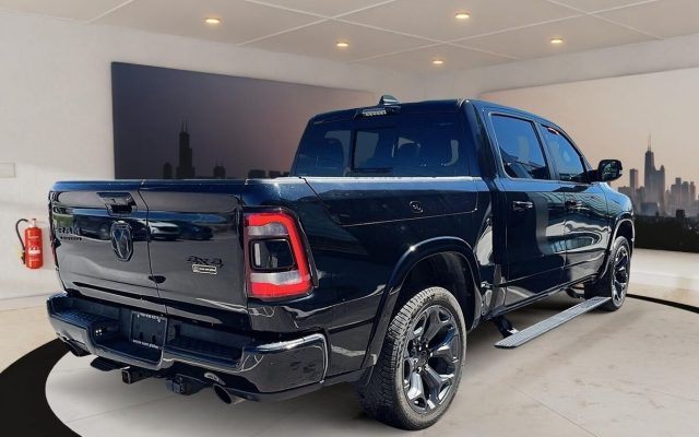 RAM 1500 5.7 V8 Crew Cab AT8 Limited Night N1 Full optional - foto 3 di 4