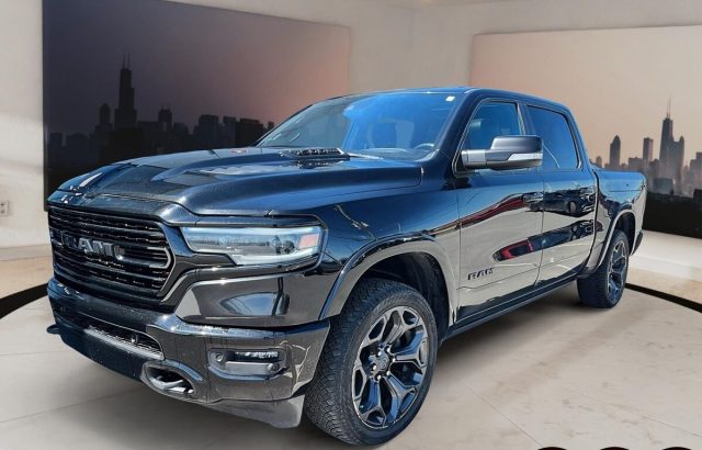 RAM 1500 5.7 V8 Crew Cab AT8 Limited Night N1 Full optional usato a POMEZIA