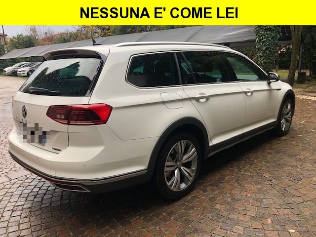 Volkswagen Passat Alltrack 2.0 TDI 190 CV 4MOTION DSG BMT - foto 4 di 4